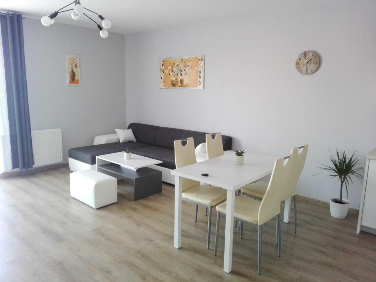 Apartament Marzenie 9 - Opole Apartamento Exterior foto